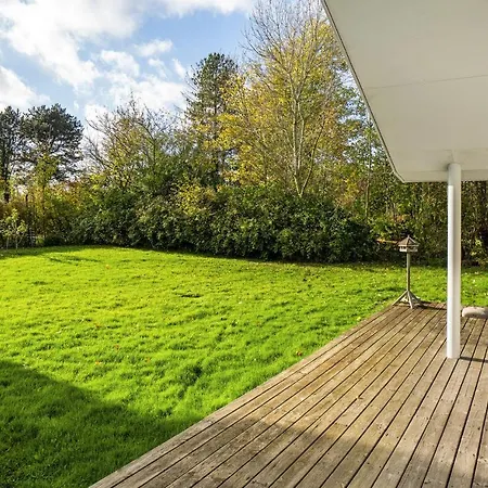 Casa vacanze Lovely In With Kitchen Stege